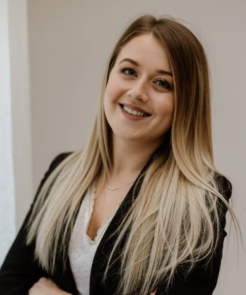 Stega Julia avocat