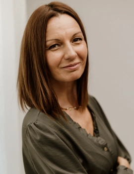 julie-verholleman-portrait julie-verholleman-portrait